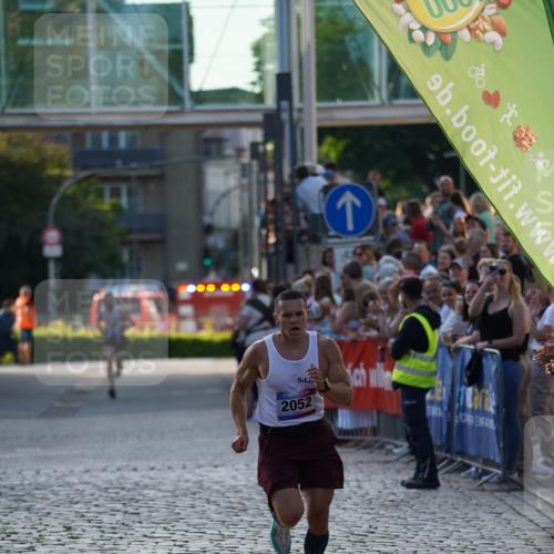 13.06.2025 - Holstenköstenlauf Felixshl http://msf.ph/oto/7950420 13.06.2025 19:36:28 Laufen 2052 meine-sportfotos.de
