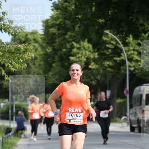 15.06.2025 - REWE Women's Run Jannik Wohlers http://msf.ph/oto/7950422 15.06.2025 09:49:25 Laufen 10165 meine-sportfotos.de