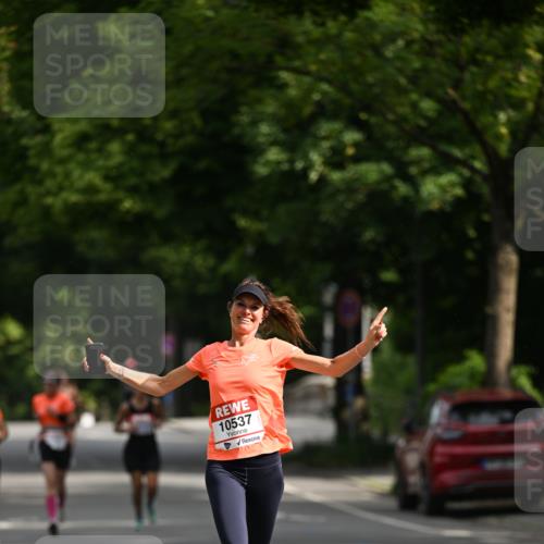 15.06.2025 - REWE Women's Run Dr. Thomas Lammeyer http://msf.ph/oto/7950473 15.06.2025 09:36:03 Laufen 10537 meine-sportfotos.de
