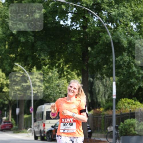 15.06.2025 - REWE Women's Run Jannik Wohlers http://msf.ph/oto/7950781 15.06.2025 09:49:54 Laufen 10056 meine-sportfotos.de