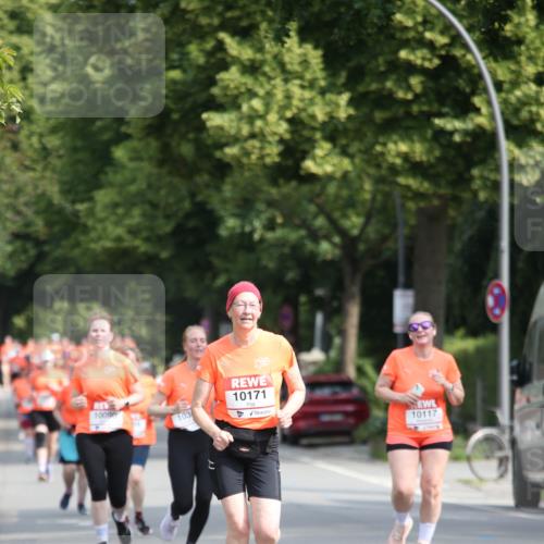 15.06.2025 - REWE Women's Run Jannik Wohlers http://msf.ph/oto/7950819 15.06.2025 09:50:04 Laufen 10171, 10117 meine-sportfotos.de