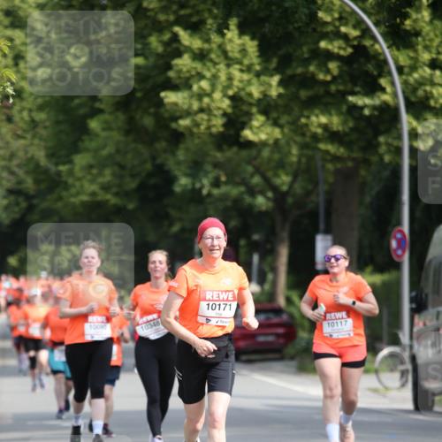 15.06.2025 - REWE Women's Run Jannik Wohlers http://msf.ph/oto/7950829 15.06.2025 09:50:05 Laufen 10090, 10348, 10171, 10117 meine-sportfotos.de