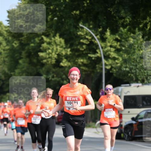 15.06.2025 - REWE Women's Run Jannik Wohlers http://msf.ph/oto/7950859 15.06.2025 09:50:07 Laufen 10, 71, 10117 meine-sportfotos.de