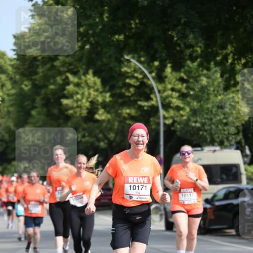 15.06.2025 - REWE Women's Run Jannik Wohlers http://msf.ph/oto/7950881 15.06.2025 09:50:08 Laufen 10171, 10117 meine-sportfotos.de