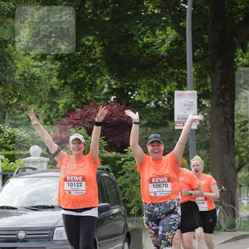 15.06.2025 - REWE Women's Run Jannik Wohlers http://msf.ph/oto/7950884 15.06.2025 08:32:57 Laufen 1043, 10122, 10670, 15, 9606 meine-sportfotos.de