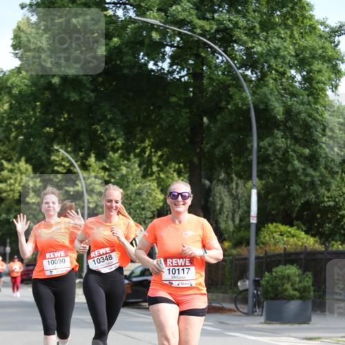 15.06.2025 - REWE Women's Run Jannik Wohlers http://msf.ph/oto/7950941 15.06.2025 09:50:12 Laufen 10090, 10348, 10117 meine-sportfotos.de