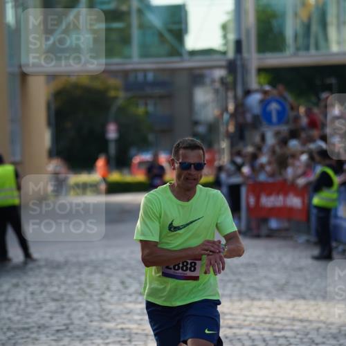 13.06.2025 - Holstenköstenlauf Felixshl http://msf.ph/oto/7950983 13.06.2025 19:37:09 Laufen 2048, 2831, 2888 meine-sportfotos.de