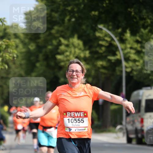 15.06.2025 - REWE Women's Run Jannik Wohlers http://msf.ph/oto/7951011 15.06.2025 09:50:15 Laufen 10555 meine-sportfotos.de