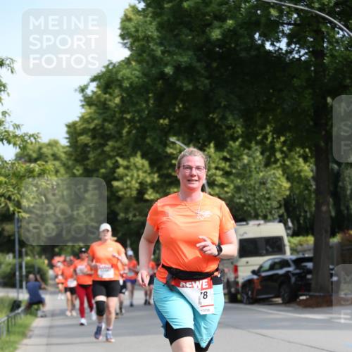 15.06.2025 - REWE Women's Run Jannik Wohlers http://msf.ph/oto/7951080 15.06.2025 09:50:19 Laufen 18 meine-sportfotos.de
