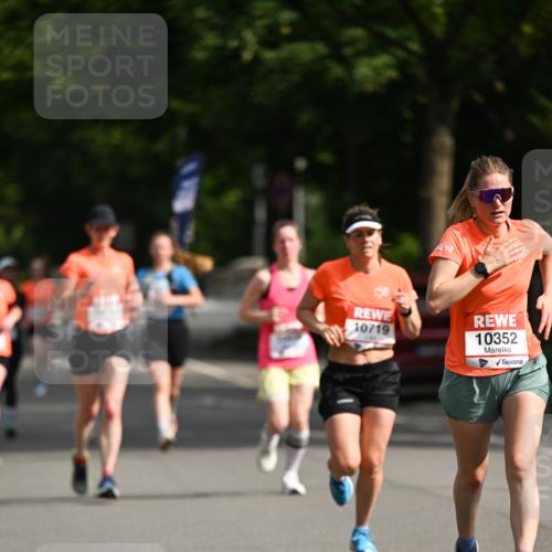 15.06.2025 - REWE Women's Run Dr. Thomas Lammeyer http://msf.ph/oto/7951083 15.06.2025 09:36:49 Laufen 10719, 10352 meine-sportfotos.de