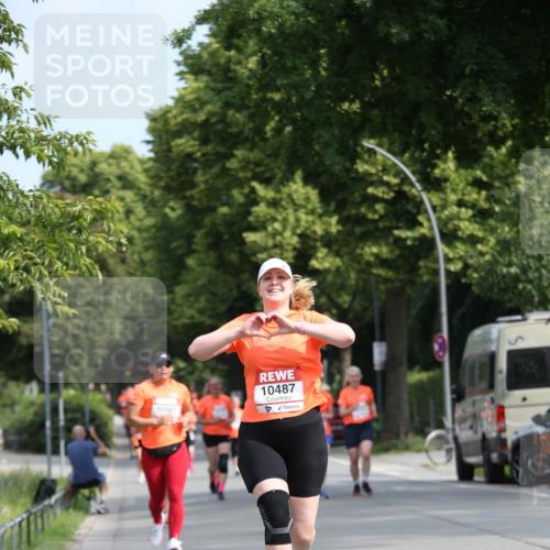 15.06.2025 - REWE Women's Run Jannik Wohlers http://msf.ph/oto/7951110 15.06.2025 09:50:22 Laufen 10487 meine-sportfotos.de
