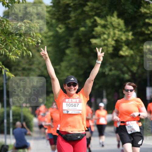 15.06.2025 - REWE Women's Run Jannik Wohlers http://msf.ph/oto/7951153 15.06.2025 09:50:24 Laufen 10587, 1049 meine-sportfotos.de