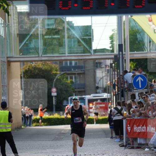 13.06.2025 - Holstenköstenlauf Felixshl http://msf.ph/oto/7951191 13.06.2025 19:37:48 Laufen 2049, 2069 meine-sportfotos.de