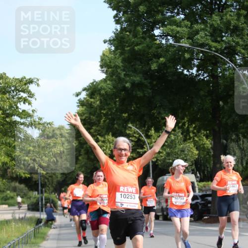 15.06.2025 - REWE Women's Run Jannik Wohlers http://msf.ph/oto/7951261 15.06.2025 09:50:31 Laufen 0064, 10253, 10238, 10759, 0463 meine-sportfotos.de