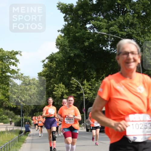 15.06.2025 - REWE Women's Run Jannik Wohlers http://msf.ph/oto/7951287 15.06.2025 09:50:32 Laufen 10064, 10253 meine-sportfotos.de