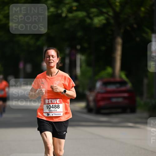 15.06.2025 - REWE Women's Run Dr. Thomas Lammeyer http://msf.ph/oto/7951452 15.06.2025 09:37:25 Laufen 10488 meine-sportfotos.de
