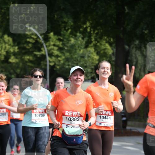 15.06.2025 - REWE Women's Run Jannik Wohlers http://msf.ph/oto/7951491 15.06.2025 09:50:55 Laufen 10444, 10382, 288, 10709 meine-sportfotos.de