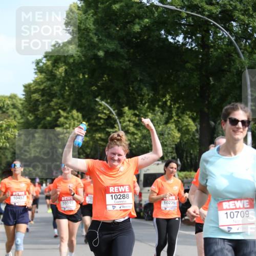 15.06.2025 - REWE Women's Run Jannik Wohlers http://msf.ph/oto/7951510 15.06.2025 09:50:58 Laufen 10457, 10288, 10349, 10236, 10709 meine-sportfotos.de