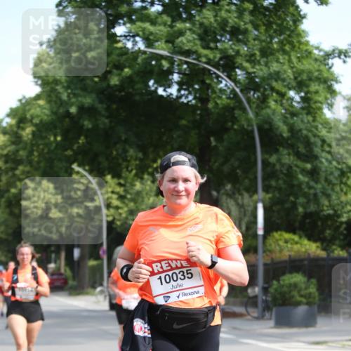 15.06.2025 - REWE Women's Run Jannik Wohlers http://msf.ph/oto/7951627 15.06.2025 09:51:08 Laufen 10035 meine-sportfotos.de