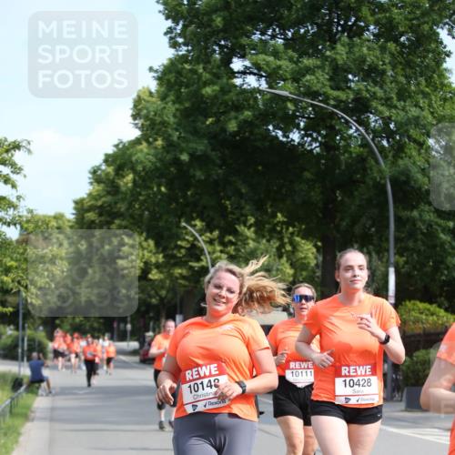 15.06.2025 - REWE Women's Run Jannik Wohlers http://msf.ph/oto/7951822 15.06.2025 09:51:29 Laufen 10148, 10111, 10428 meine-sportfotos.de