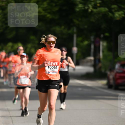 15.06.2025 - REWE Women's Run Dr. Thomas Lammeyer http://msf.ph/oto/7951887 15.06.2025 09:38:22 Laufen 10060 meine-sportfotos.de