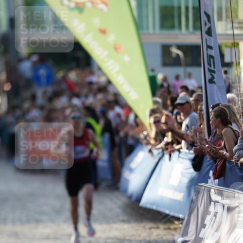 13.06.2025 - Holstenköstenlauf Felixshl http://msf.ph/oto/7951917 13.06.2025 19:39:08 Laufen 3191, 3897 meine-sportfotos.de