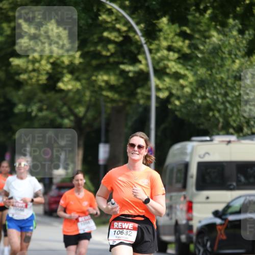 15.06.2025 - REWE Women's Run Jannik Wohlers http://msf.ph/oto/7951972 15.06.2025 09:51:50 Laufen 10682 meine-sportfotos.de