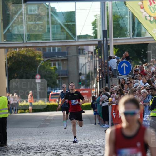 13.06.2025 - Holstenköstenlauf Felixshl http://msf.ph/oto/7951988 13.06.2025 19:39:12 Laufen 3191, 3897 meine-sportfotos.de