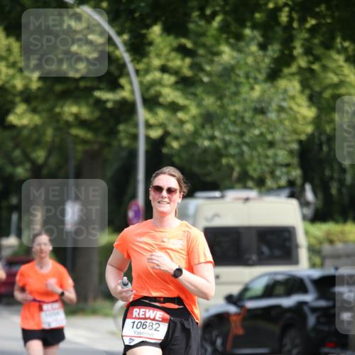 15.06.2025 - REWE Women's Run Jannik Wohlers http://msf.ph/oto/7951989 15.06.2025 09:51:51 Laufen 10682 meine-sportfotos.de