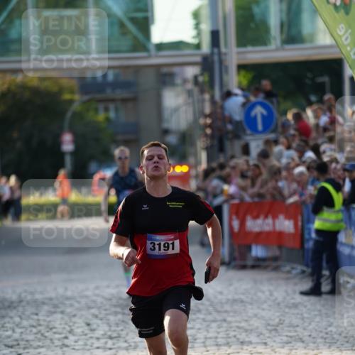 13.06.2025 - Holstenköstenlauf Felixshl http://msf.ph/oto/7952004 13.06.2025 19:39:15 Laufen 2274, 3191, 3897 meine-sportfotos.de