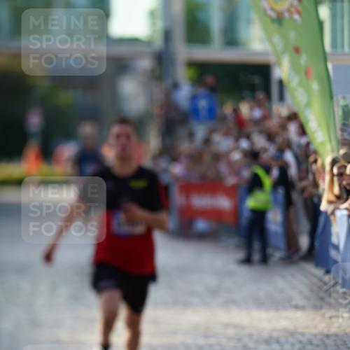 13.06.2025 - Holstenköstenlauf Felixshl http://msf.ph/oto/7952019 13.06.2025 19:39:16 Laufen 2274, 3191 meine-sportfotos.de