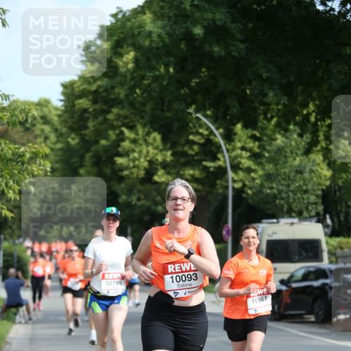 15.06.2025 - REWE Women's Run Jannik Wohlers http://msf.ph/oto/7952044 15.06.2025 09:51:55 Laufen 10799, 10093, 0561 meine-sportfotos.de