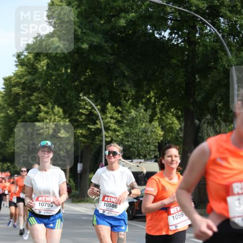 15.06.2025 - REWE Women's Run Jannik Wohlers http://msf.ph/oto/7952074 15.06.2025 09:51:57 Laufen 10799, 10586, 1056, 1 meine-sportfotos.de
