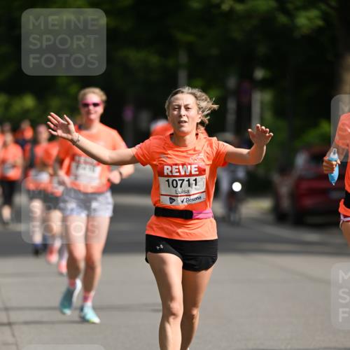 15.06.2025 - REWE Women's Run Dr. Thomas Lammeyer http://msf.ph/oto/7952080 15.06.2025 09:38:35 Laufen 10711 meine-sportfotos.de