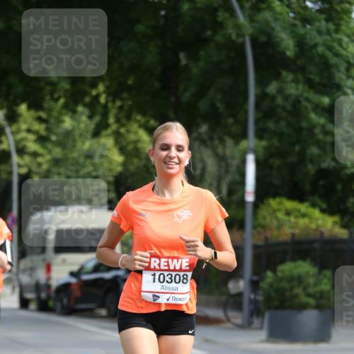 15.06.2025 - REWE Women's Run Jannik Wohlers http://msf.ph/oto/7952138 15.06.2025 09:52:03 Laufen 10308 meine-sportfotos.de