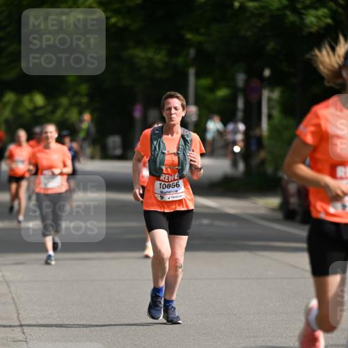 15.06.2025 - REWE Women's Run Dr. Thomas Lammeyer http://msf.ph/oto/7952139 15.06.2025 09:38:41 Laufen 10856 meine-sportfotos.de