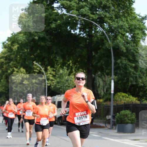 15.06.2025 - REWE Women's Run Jannik Wohlers http://msf.ph/oto/7952147 15.06.2025 09:52:04 Laufen 10519 meine-sportfotos.de