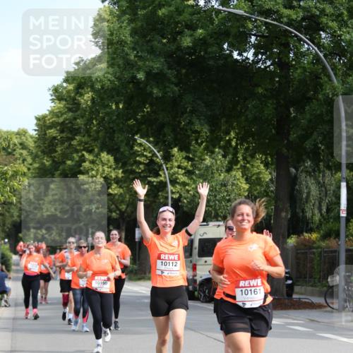 15.06.2025 - REWE Women's Run Jannik Wohlers http://msf.ph/oto/7952163 15.06.2025 09:52:06 Laufen 10161 meine-sportfotos.de