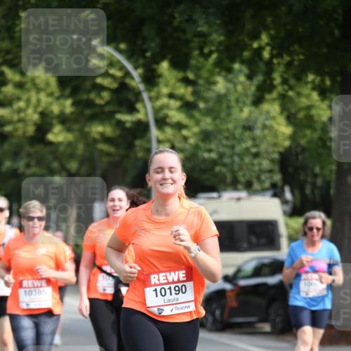 15.06.2025 - REWE Women's Run Jannik Wohlers http://msf.ph/oto/7952203 15.06.2025 09:52:09 Laufen 10, 10385, 10190, 1000 meine-sportfotos.de