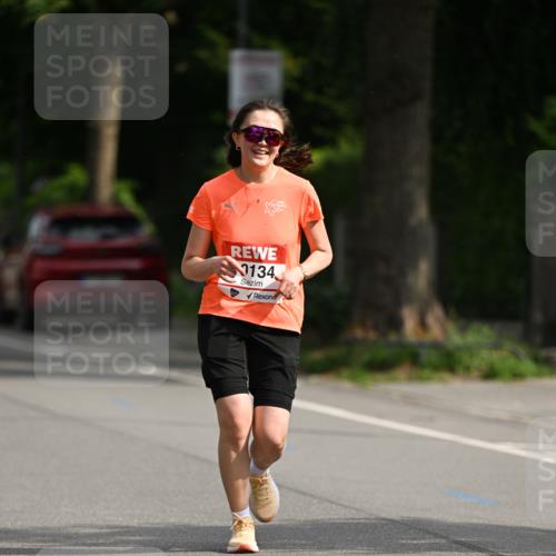 15.06.2025 - REWE Women's Run Dr. Thomas Lammeyer http://msf.ph/oto/7952215 15.06.2025 09:38:47 Laufen 0134 meine-sportfotos.de
