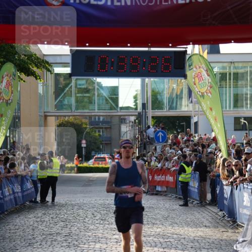 13.06.2025 - Holstenköstenlauf Felixshl http://msf.ph/oto/7952221 13.06.2025 19:39:25 Laufen 2274, 2403 meine-sportfotos.de