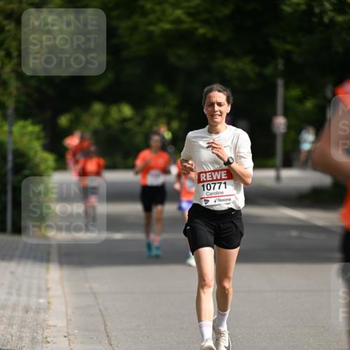 15.06.2025 - REWE Women's Run Dr. Thomas Lammeyer http://msf.ph/oto/7952255 15.06.2025 09:38:55 Laufen 10771 meine-sportfotos.de