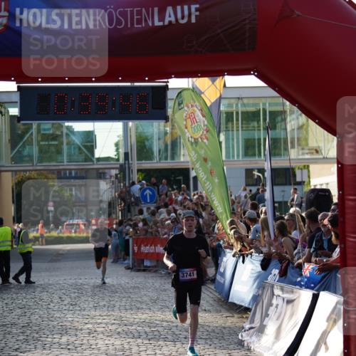 13.06.2025 - Holstenköstenlauf Felixshl http://msf.ph/oto/7952293 13.06.2025 19:39:45 Laufen 2352, 3741 meine-sportfotos.de