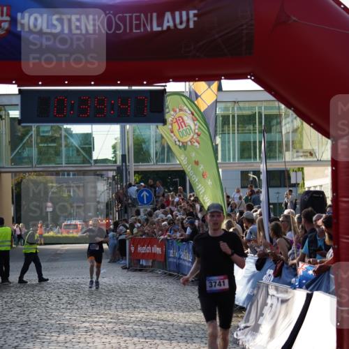 13.06.2025 - Holstenköstenlauf Felixshl http://msf.ph/oto/7952314 13.06.2025 19:39:46 Laufen 2352, 3741 meine-sportfotos.de