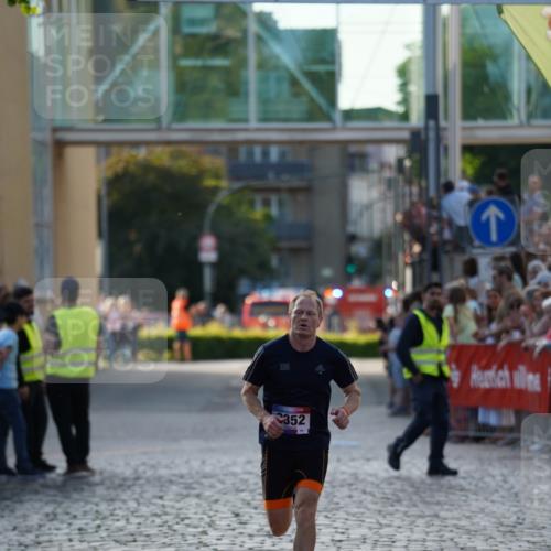 13.06.2025 - Holstenköstenlauf Felixshl http://msf.ph/oto/7952336 13.06.2025 19:39:49 Laufen 2352, 3741 meine-sportfotos.de