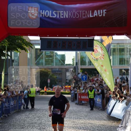 13.06.2025 - Holstenköstenlauf Felixshl http://msf.ph/oto/7952344 13.06.2025 19:39:50 Laufen 2352, 3741 meine-sportfotos.de