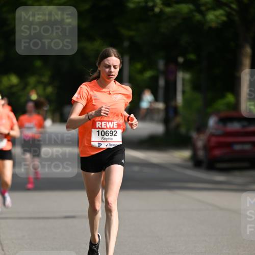 15.06.2025 - REWE Women's Run Dr. Thomas Lammeyer http://msf.ph/oto/7952380 15.06.2025 09:39:17 Laufen 10692 meine-sportfotos.de