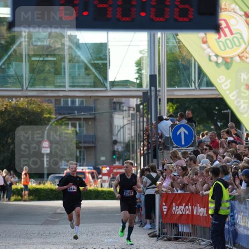 13.06.2025 - Holstenköstenlauf Felixshl http://msf.ph/oto/7952389 13.06.2025 19:40:05 Laufen 2361, 2544 meine-sportfotos.de