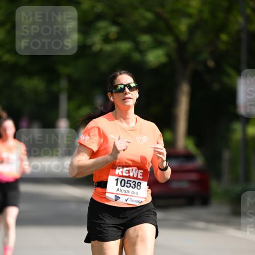 15.06.2025 - REWE Women's Run Dr. Thomas Lammeyer http://msf.ph/oto/7952403 15.06.2025 09:39:22 Laufen 10538 meine-sportfotos.de