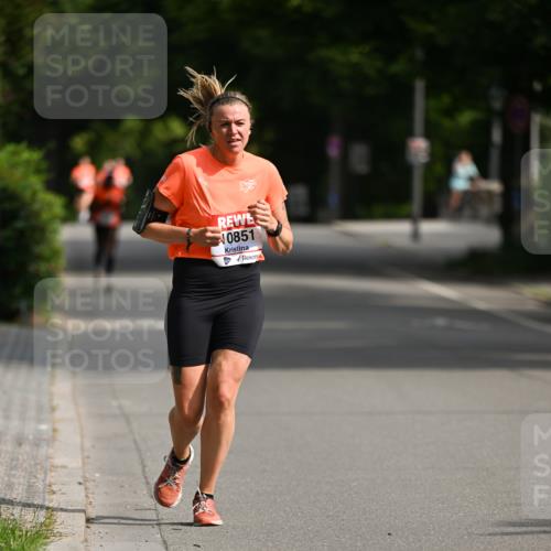 15.06.2025 - REWE Women's Run Dr. Thomas Lammeyer http://msf.ph/oto/7952516 15.06.2025 09:39:45 Laufen 0851 meine-sportfotos.de
